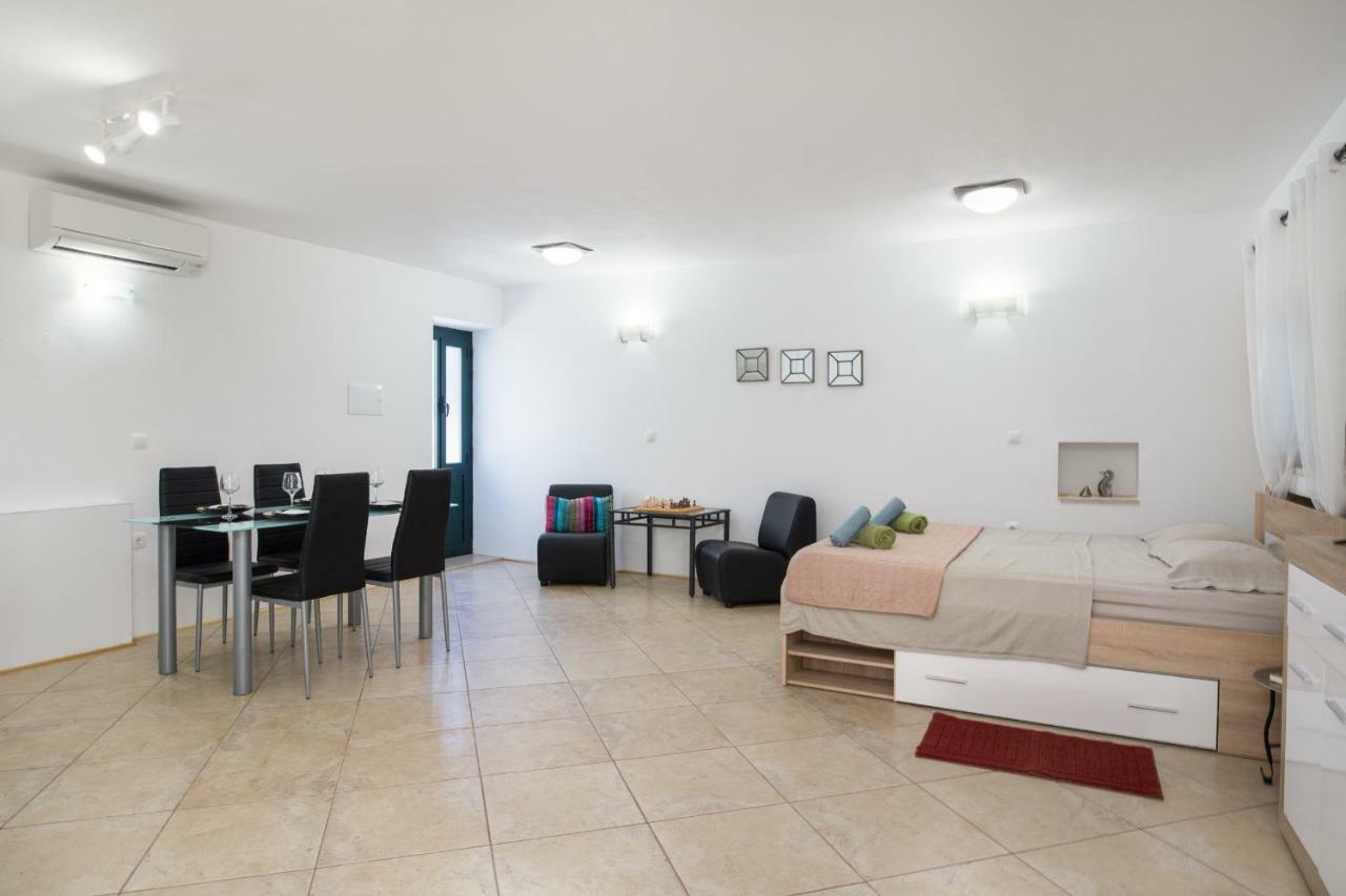 בלאצ'ה Ana Apartments מראה חיצוני תמונה