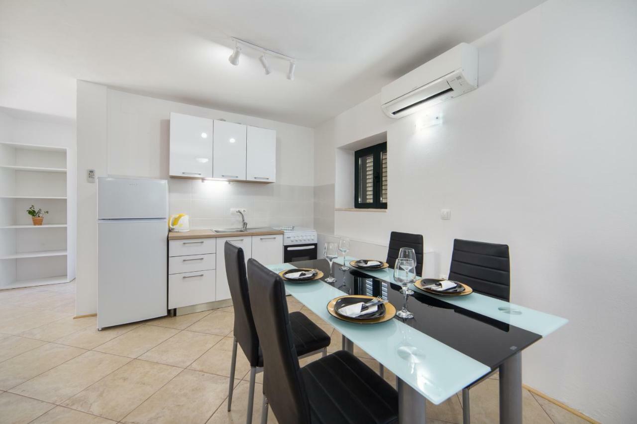 בלאצ'ה Ana Apartments מראה חיצוני תמונה