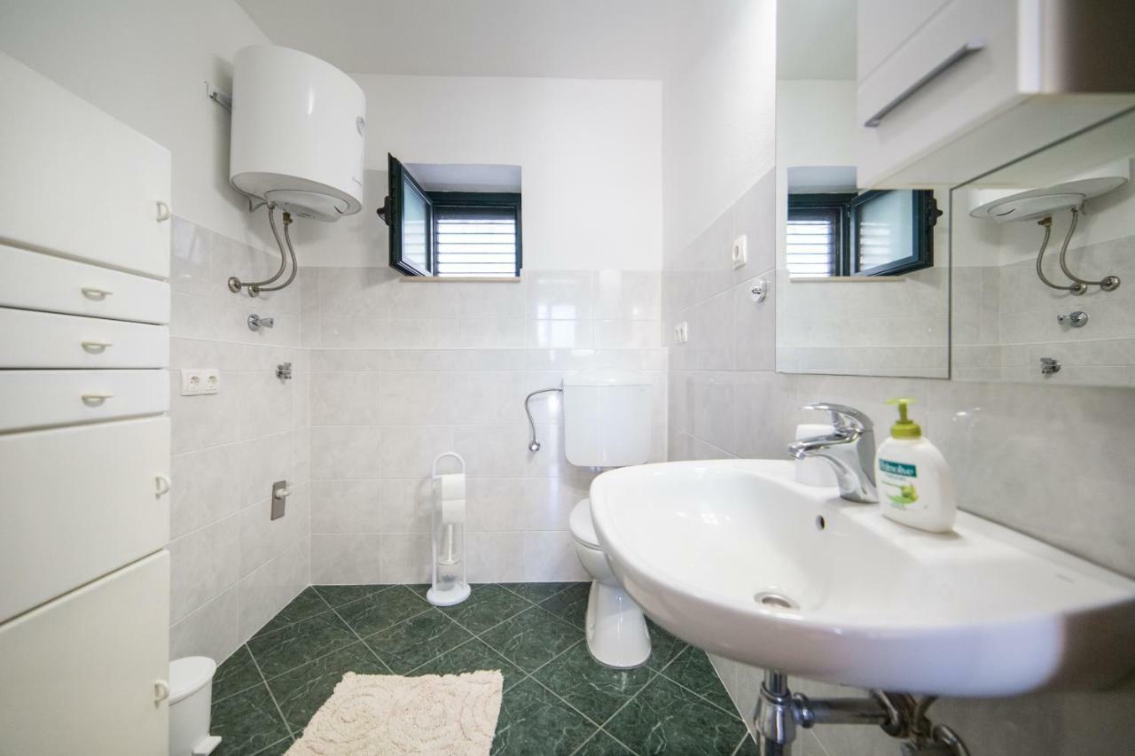 בלאצ'ה Ana Apartments מראה חיצוני תמונה